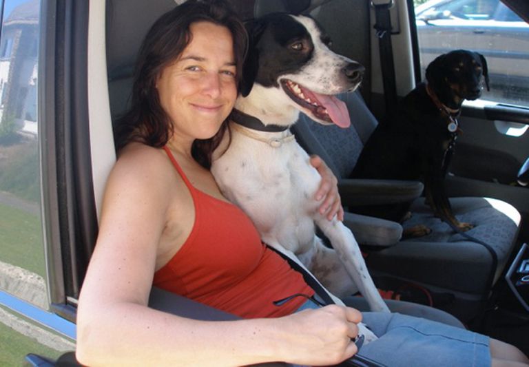 Dominique y su perro